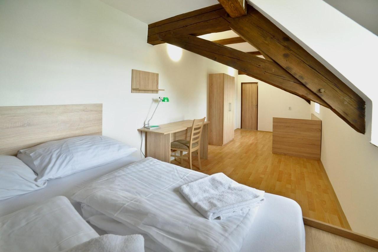 Pivovarsky Dvur Lipan Týn nad Vltavou Exterior foto